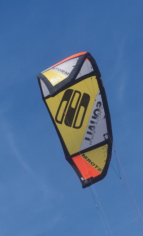 storm orange jaune.jpg
