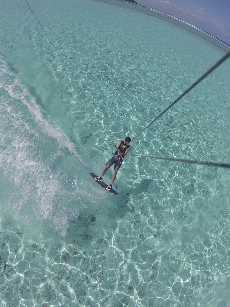 13 - Kite Huahine.jpg