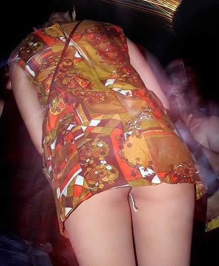 C'est une bombasse.jpg